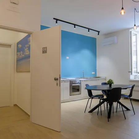 Relais Palazzo Nizza - Luxotel & Apartotel Vendégház Salerno